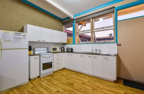 Exmouth House | Exmouth Villas Unit 37 -This Villa is Perfect for groups and families alike