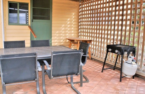 Lacepede House | Experience "Otter House" - The oldest home in Kingston