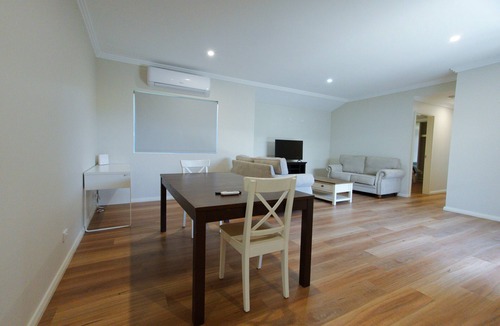 South Bunbury House | Explore the great South West in comfort.
