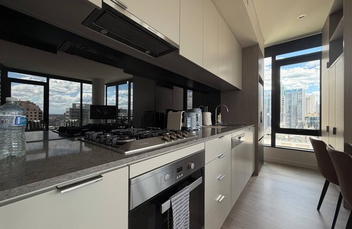 Sydney Central Business District Apartment | Fabulous 2b2b home in the central CBD