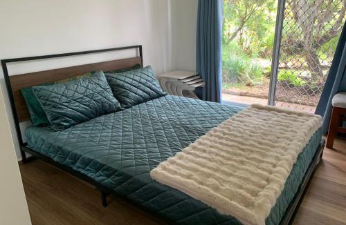 Mount Colah House | Fabulous Stunning Garden View King Bedroom with shared bathroom at MC 2079