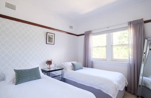 Katoomba House | Falls Road Styled Art Deco/Sleeps 6/Town Centre