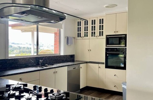Norwood House | Family Affordable Accommodation