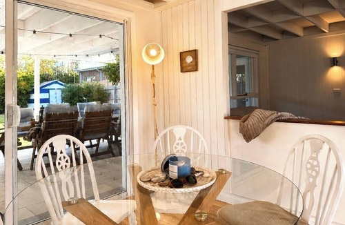 Safety Beach House | Family Beach Escape | 250m from Safety Beach
