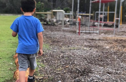 Oakford House | Family Farm Stay with Animals, Playground and Firepit