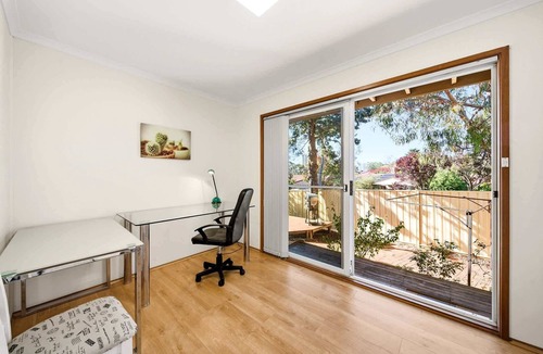 Belconnen House | Family Friendly 3-Bed Home with Outdoor Area