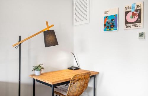 Moonee Ponds House | Family Friendly 3-Bed with Courtyard & Parking