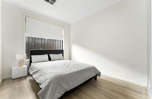 Davoren Park House | Family-Friendly 4BR Haven - Big Space Comfort