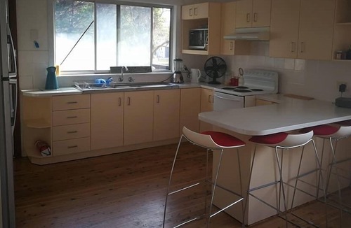 Culburra Beach House | Family-Friendly, Pet-Friendly Beach Holiday Home with Backyard
