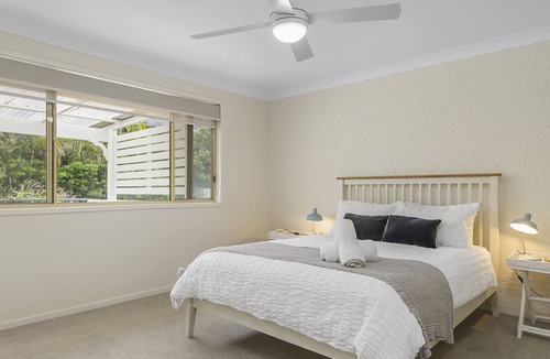 Port Macquarie House | FAMILY FRIENDLY HOLIDAY HOME ACROSS THE ROAD FROM THE BEACH