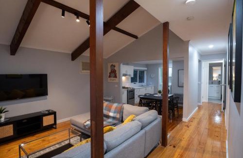 Tullamarine Apartment | Family-Friendly Home in Tullamarine - Sleeps 6