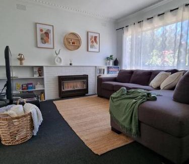 Belmont House | Family friendly home in Belmont