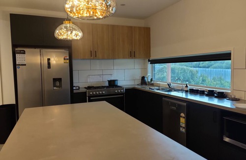Surf Beach House | Family friendly Specious Beach House in Phillip Island