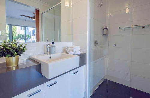Floreat House | Family Friendly, Stylish Floreat, Pool