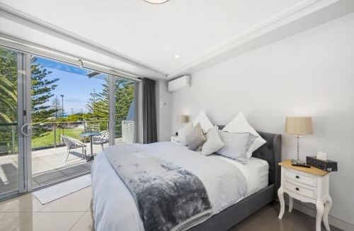 The Entrance Apartment | Family Friendly with 2 TVs Rooftop Pool