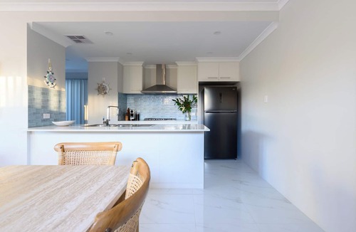 Riverton House | Family Oasis by the River in Riverton