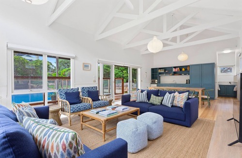 St. Andrews Beach House | Family Paradise, pool, playground and back beach in your backyard (sleeps 10)