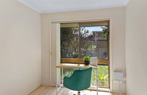 Minyama House | Family & Pet friendly Beachside with AC