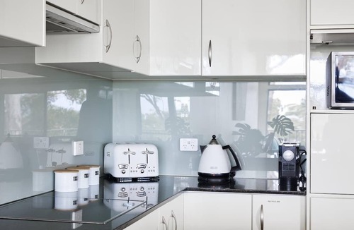 Nelson Bay House | Family Retreat, Bay Views, 5 Mins Bagnall's Beach