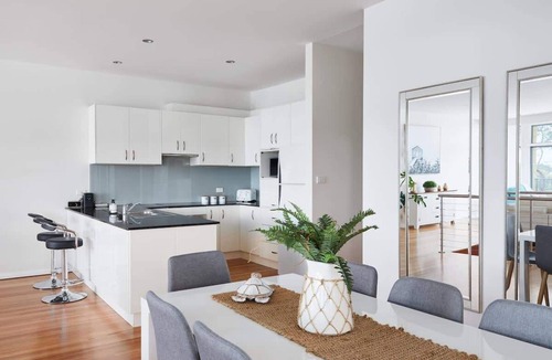 Nelson Bay House | Family Retreat, Bay Views, 5 Mins Bagnall's Beach