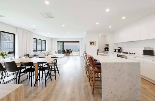 Charlemont Apartment | Family Surf Coast Homebase