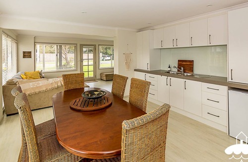 Sandy Point House | Family Tidez Stay 3 Pay 2 Winter Special