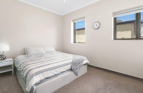 Darling Point Apartment | Famous Sydney Harbour