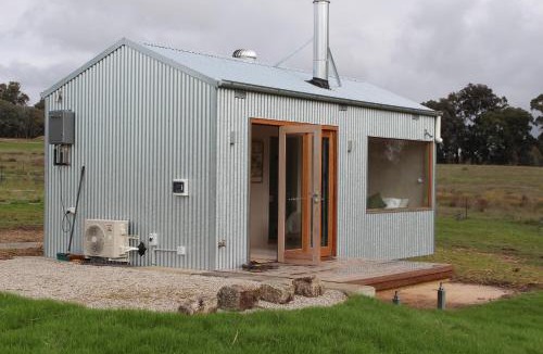 Wooragee Apartment | Farm Stay Wooragee