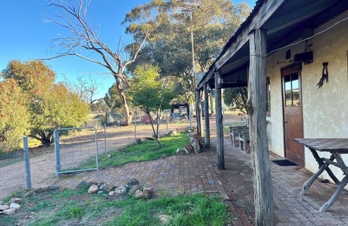 Brookton Cottage | Farmhouse Cottage