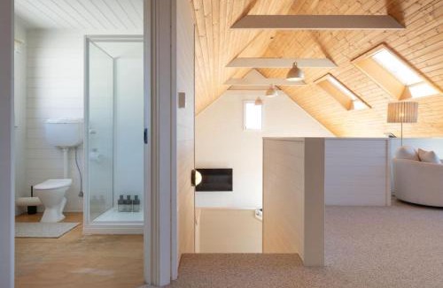 Rosevears House | Farmhouse With Tamar River Views