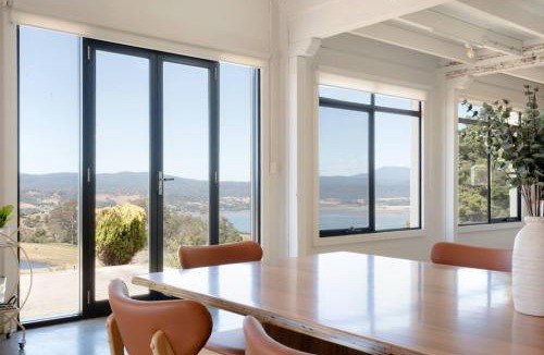 Rosevears House | Farmhouse With Tamar River Views
