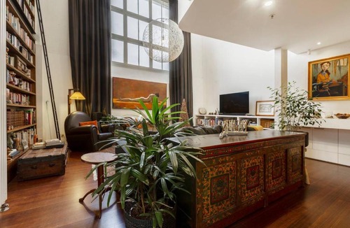 Collingwood Apartment | Find Luxury in an Old-Charm Converted Warehouse