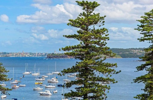 Manly Apartment | Fine Pine - Beachside Lifestyle with Two Balconies
