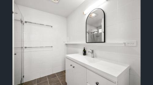 East Tamworth House | Fitzroy House beautifully appointed CBD home