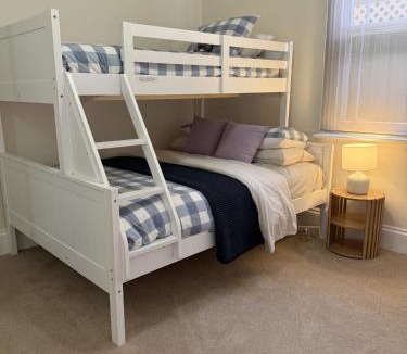 East Tamworth House | Fitzroy House beautifully appointed CBD home