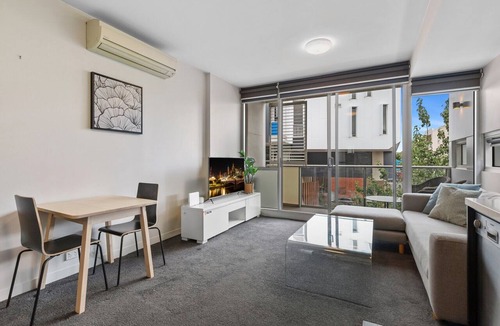 Fitzroy North Apartment | Fitzroy North 1-Bed with Balcony by Edinburgh Park