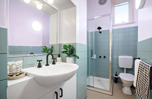 Fitzroy Hostel | Fitzroy Private Rooms @ 132 Nicholson Homestay