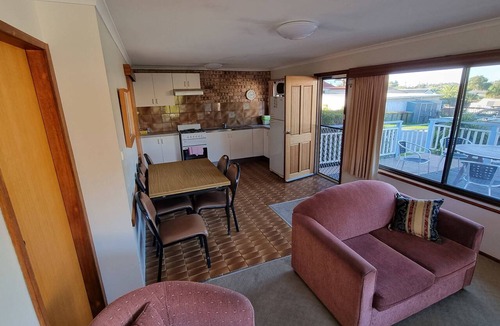 Bermagui Hotel | Flats Elite
