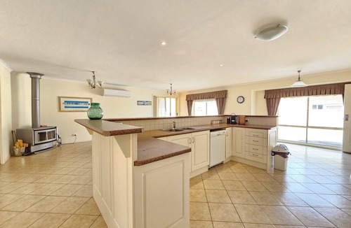 Waterhouse House | Flipping Flounder - Coastal Comfort in Robe’s Heart