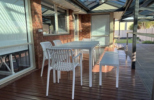 Gladstone Park House | Flyers’ 3BR Haven – Minutes to Melbourne Airport