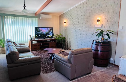 Silver Sands House | Footprints in the Sand, Silver Sands Beach House