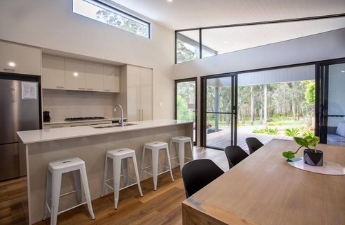 Margaret River House | Forest Getaway sits on the edge of the forest in the heart of Margaret River