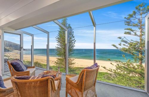 Forresters Beach Apartment | Forresters Dunes - Upstairs