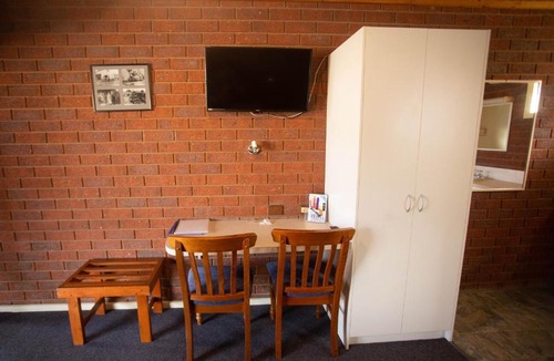 Charlton Hotel | Foundry Palms Motel