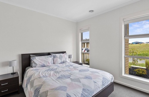 Torquay House | Four Bedroom Family Beach House Poa 18