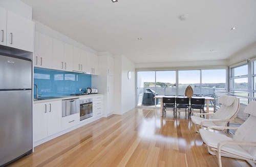 Anglesea Apartment | Four Kings 3