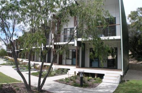 Preston Beach Apartment | Frangipanis at Footprints