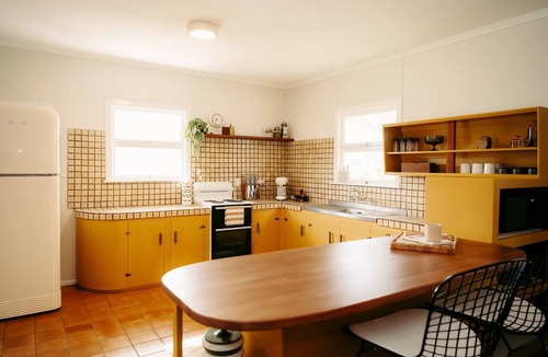 Fawcetts Plain House | Frank's Place – Mid-Century Farmhouse & Horse Riders’ Haven
