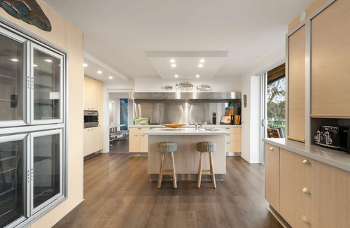 Mollymook House | FREE NIGHT. Pay for 2 stay for 3