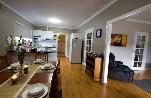 Port Lincoln House | FREE WIFI | PRIVATE GARDEN | SEAFOOD CAPITAL | LOCATION | ROMANTIC